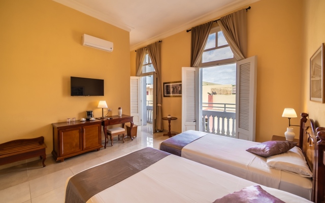Hotel E Saratoga