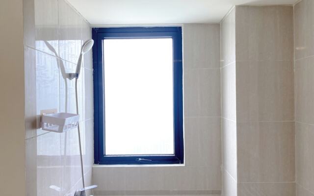 Comfortable And Spacious 3Br Meikarta Apartment