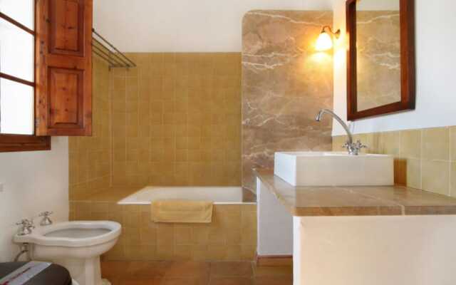 Poolside Villa Stay for Groups