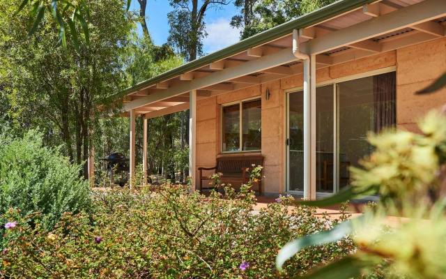 Eight Willows Retreat