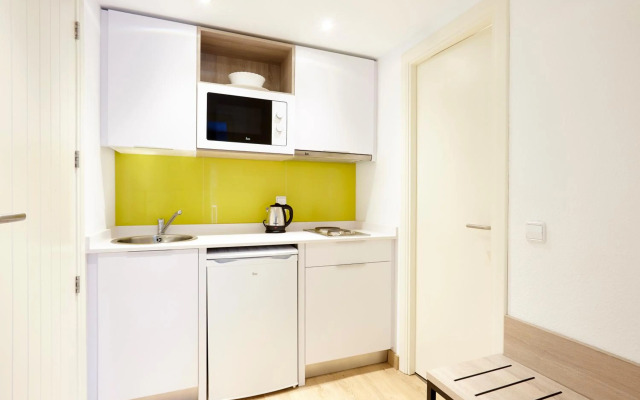Universal Apartamentos Laguna Garden