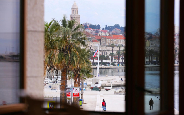 Luxury Apartment Kampanel