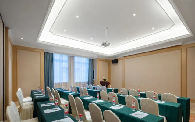 Vienna Hotel Chongqing Lijiatuo Pedestrian Street