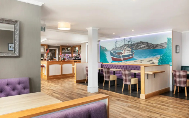 Caledonian Hotel