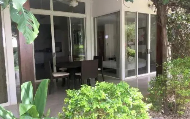 Tamarindo Penthouse by RedAwning