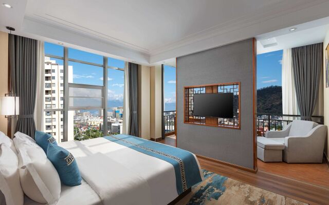 Days Htl By Wyndham Dali High-Speed