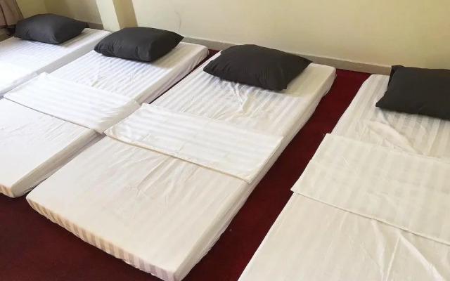 Room in House - Ha Giang Paradise Hostel & Tours