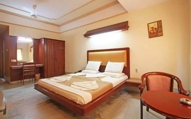 Hotel Rajmata