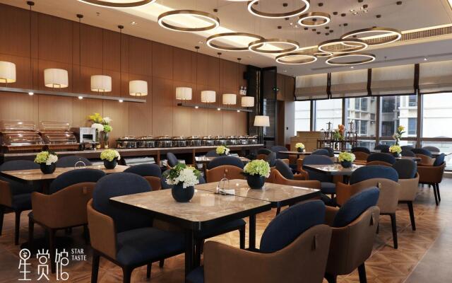 Royal Star Apartment Central City Branch
