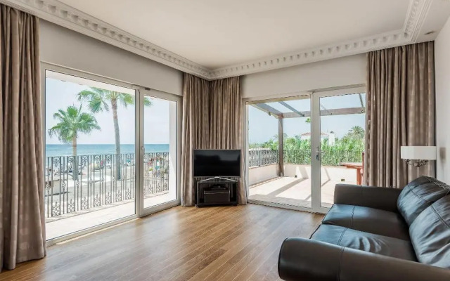 The Residence by Beach House Marbella