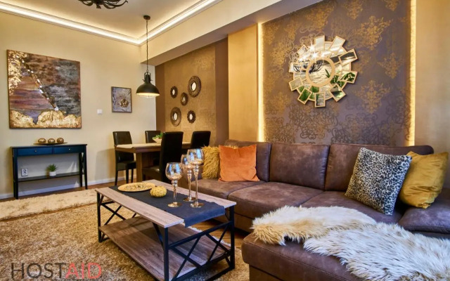R7 Design Apartment - hostAID