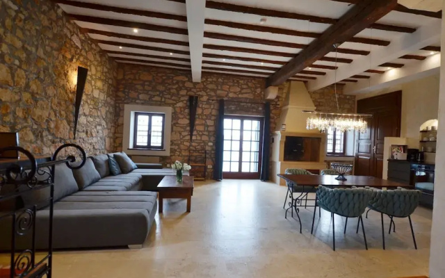 Waterside Cove Oasis Apartment Rovinj
