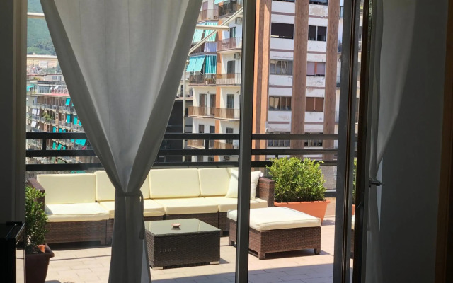 Mareluna Penthouse - Luxury Suites