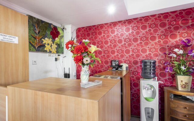 RedDoorz near Art Centre Bali