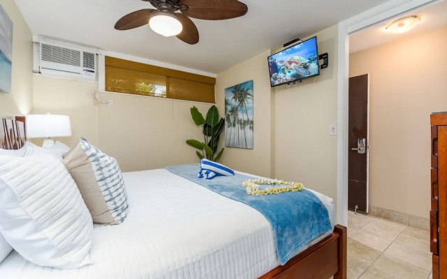 Kuleana 613 1 Bdrm 1 Bedroom Condo by RedAwning