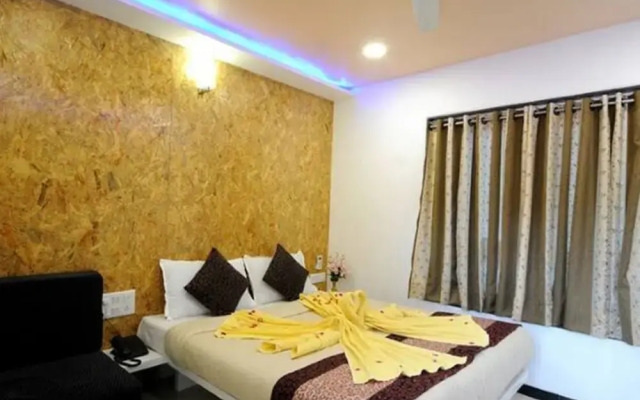 Goroomgo Skyee Residency Chandigarh