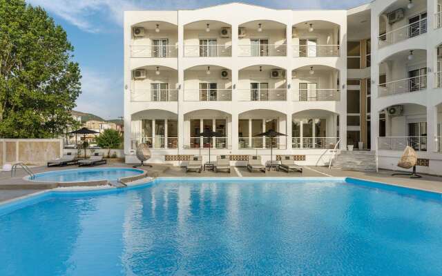 Stavros Beach Hotel