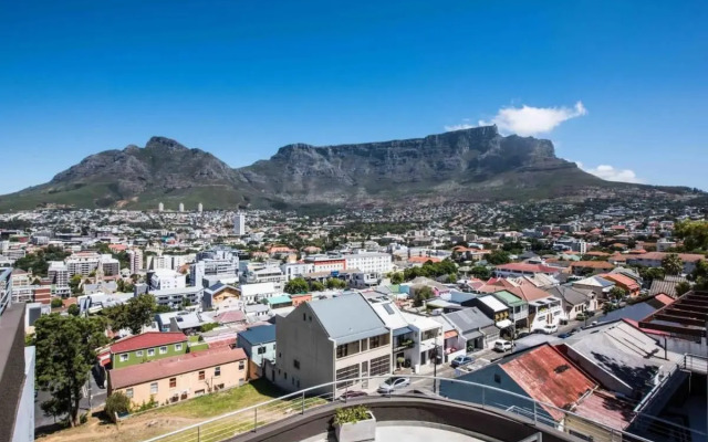 Spectacular Modern Apartment in Vibrant Bokaap