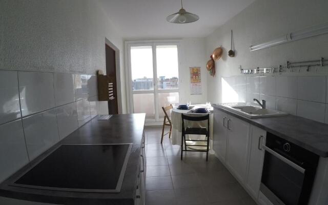 Appartement 4p 70m2 plein centre avec parking