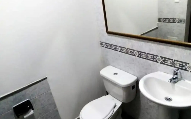 50N15 B&B