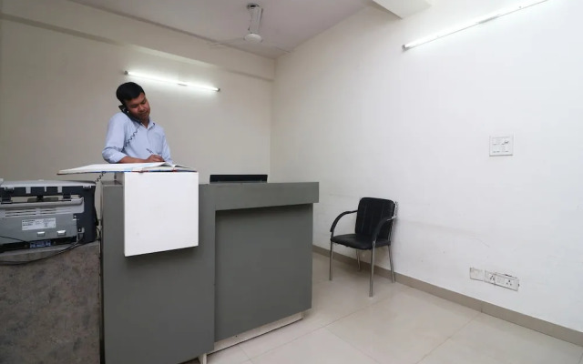 Oyo 30630 The Radiance