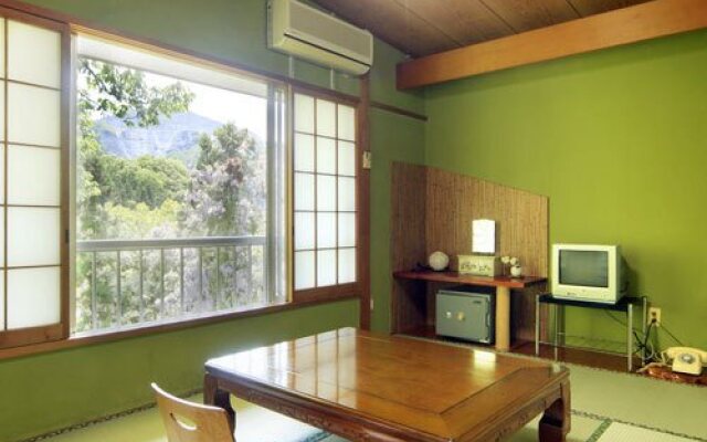 Maruyamakousen Ryokan