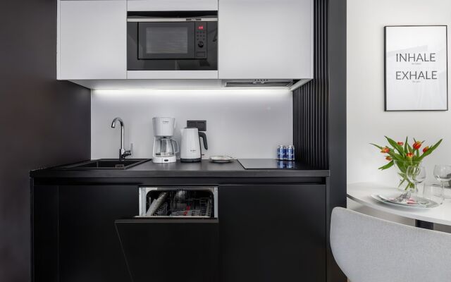 Shellter Apartment Rogowo by Renters