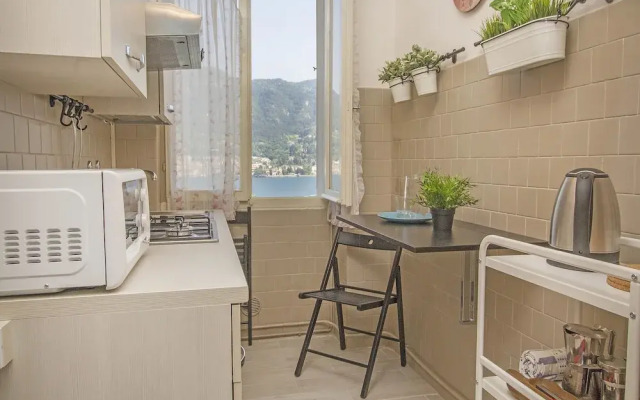 Cisano Beach Apartment