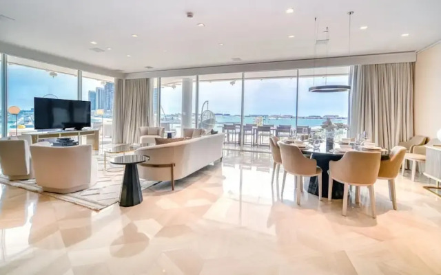Five Palm Jumeirah 4BR Penthouse w Private Pool