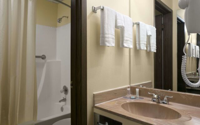 Travelodge Inn & Suites - Muscatine