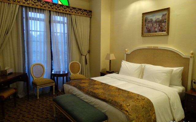 The Luneta Hotel