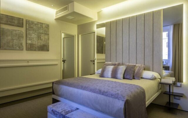 Room 230 Roma Luxury Suites