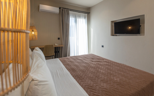 Panas Hotel