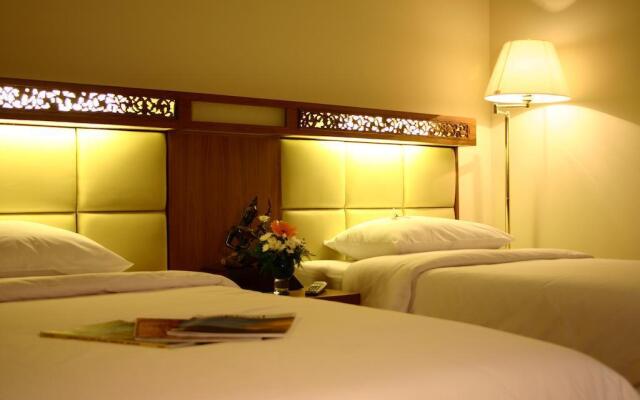 Bangkok Sahara Hotel
