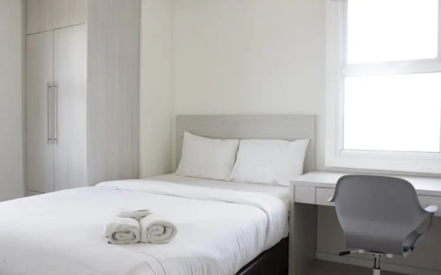 Spacious 3BR Apartment Parahyangan Residence near UNPAR