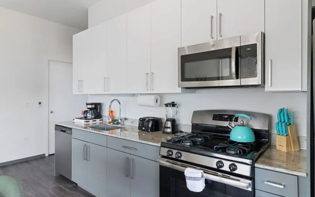 New & Modern  Lux City Escape