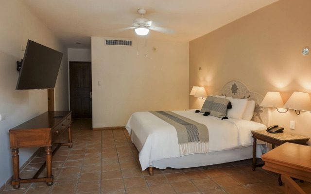 Reef Yucatan Hotel and Convention Center All Inclusive