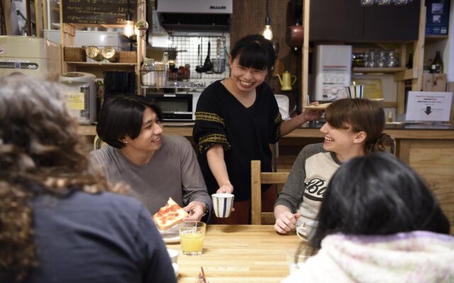 Beehive Hostel Osaka