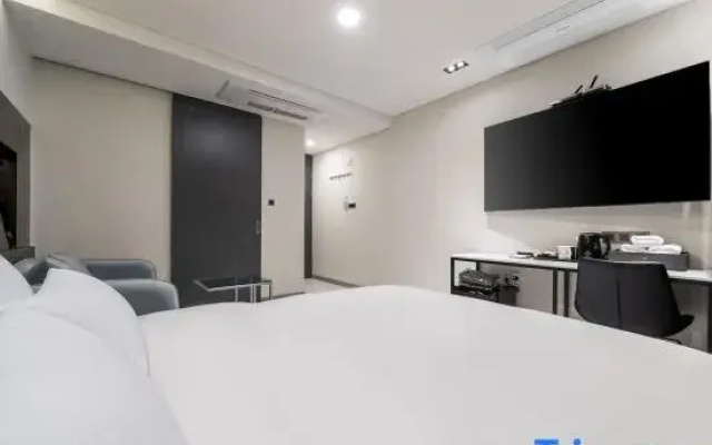 Incheon Hound IncheonGeomdan New Town Branch