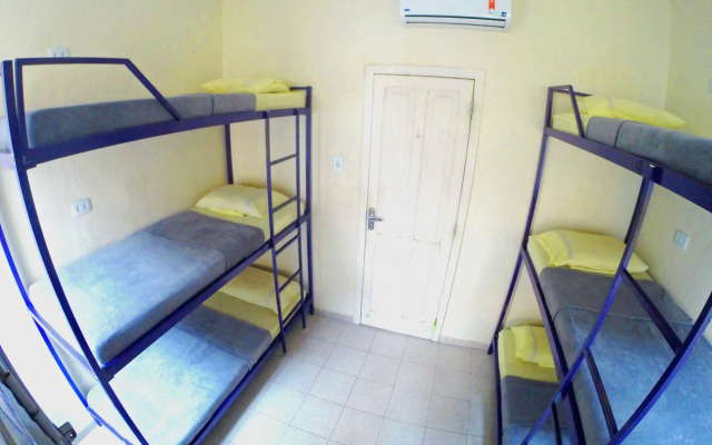 Walk On The Beach Hostel