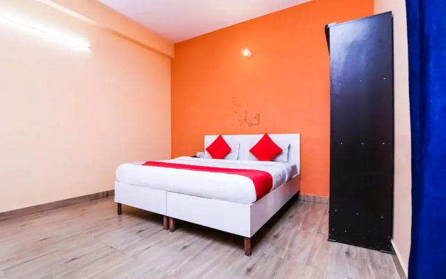 OYO 37194 Hotel Royal India