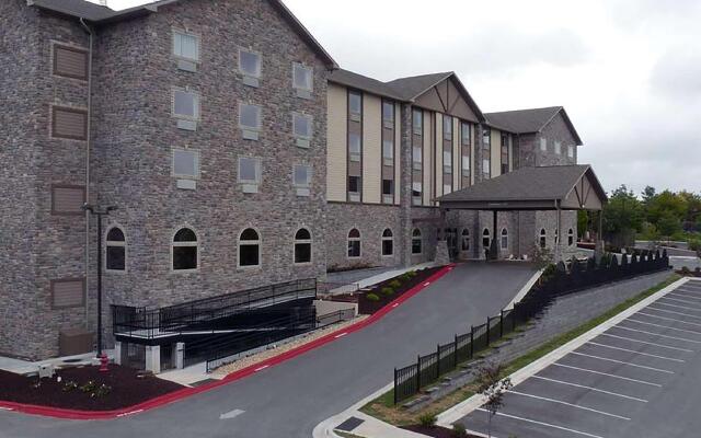 Atrium Inn