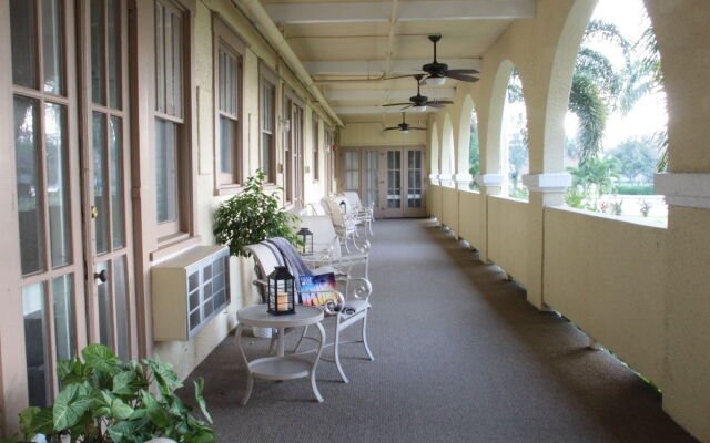 Crystal Bay Historic Hotel