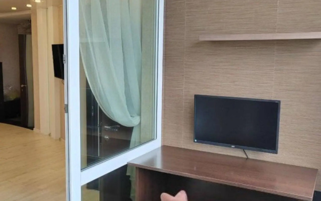 Cozy apartment on 26 Zhigura Street