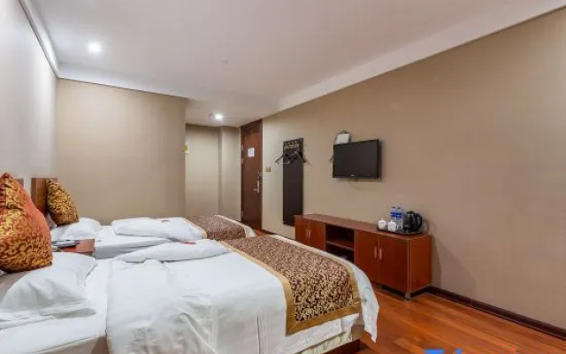 Zhongshan New Town Hotel