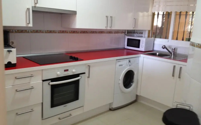 Cozy Townhouse With sea View in Marbella Mijas