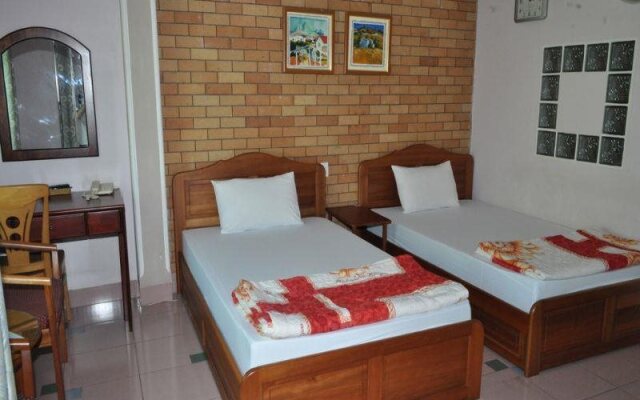 An An Hotel