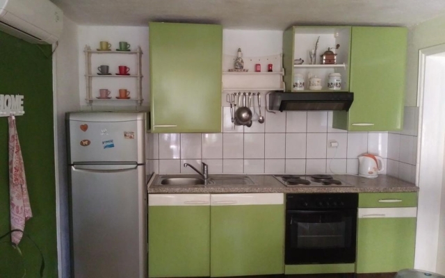 Apartment Marija - garden terrace A1 Makarska, Riviera Makarska