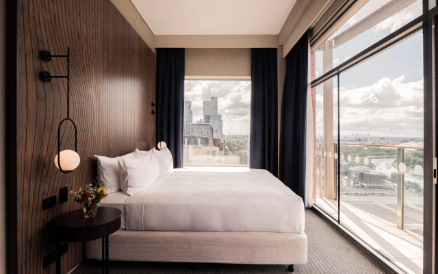 DoubleTree by Hilton Hotel Melbourne - Flinders Street
