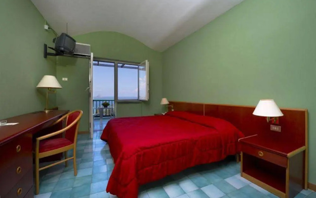 Hotel & Villaggio Torre Normanna